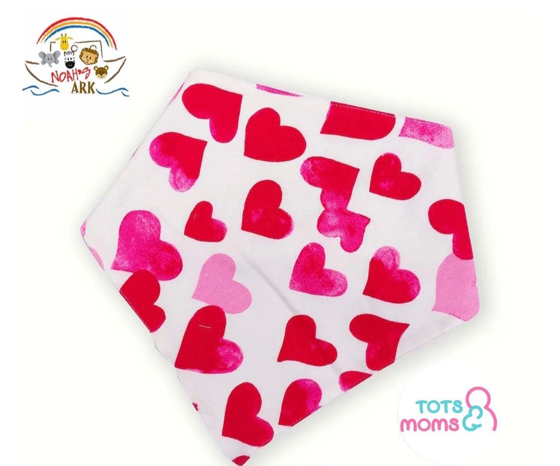 Hand-made bibs by Noah's Ark Philippines
Lined with terry fabric for maximum absorption
Ultra-soft cotton fabric for the most sensitive of babies