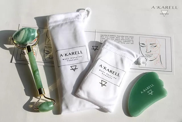 jade roller and gua sha set