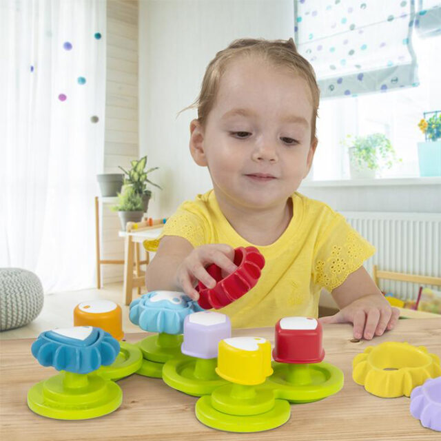 Yookidoo Shape 'N' Spin Gear Sorter